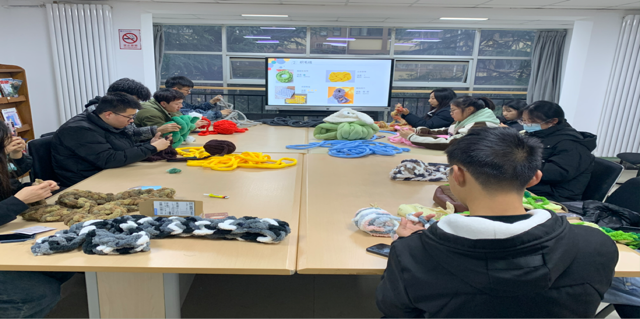 2023-12-12 19:07:51.504000