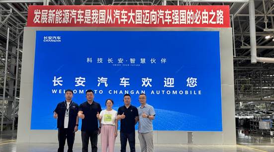 mmexport1751601595975