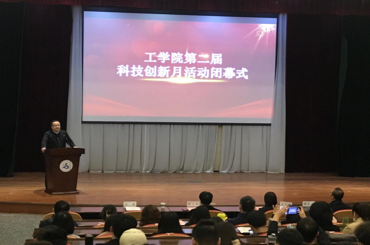 说明: AFCD028CAA1ED23F5AF4F6215A9635DE