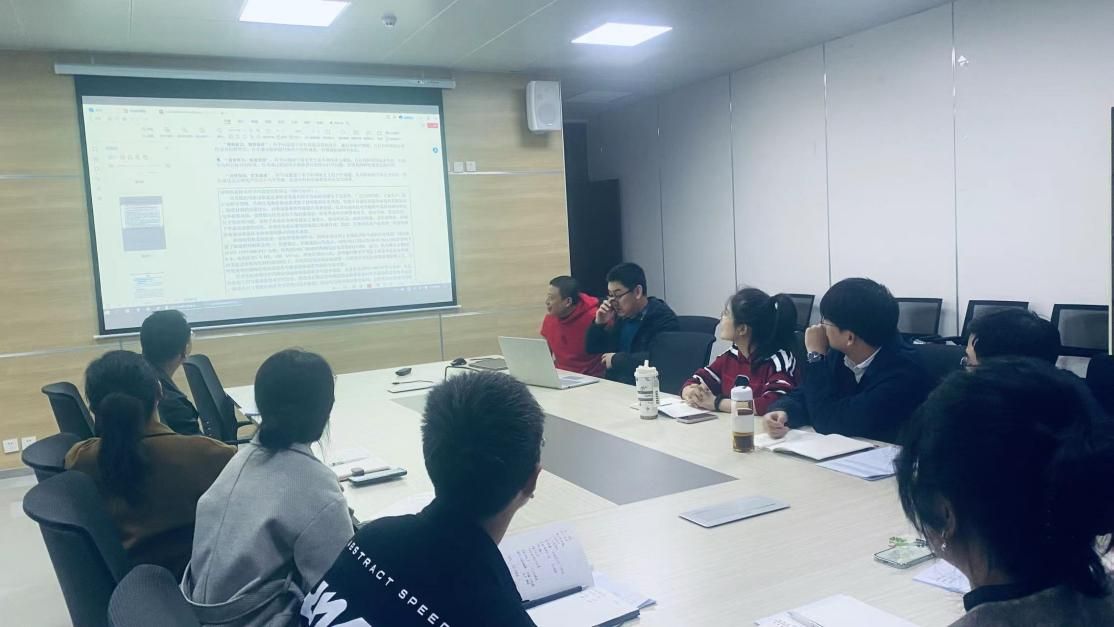 af00717df9c7fa3de195af85edb2369