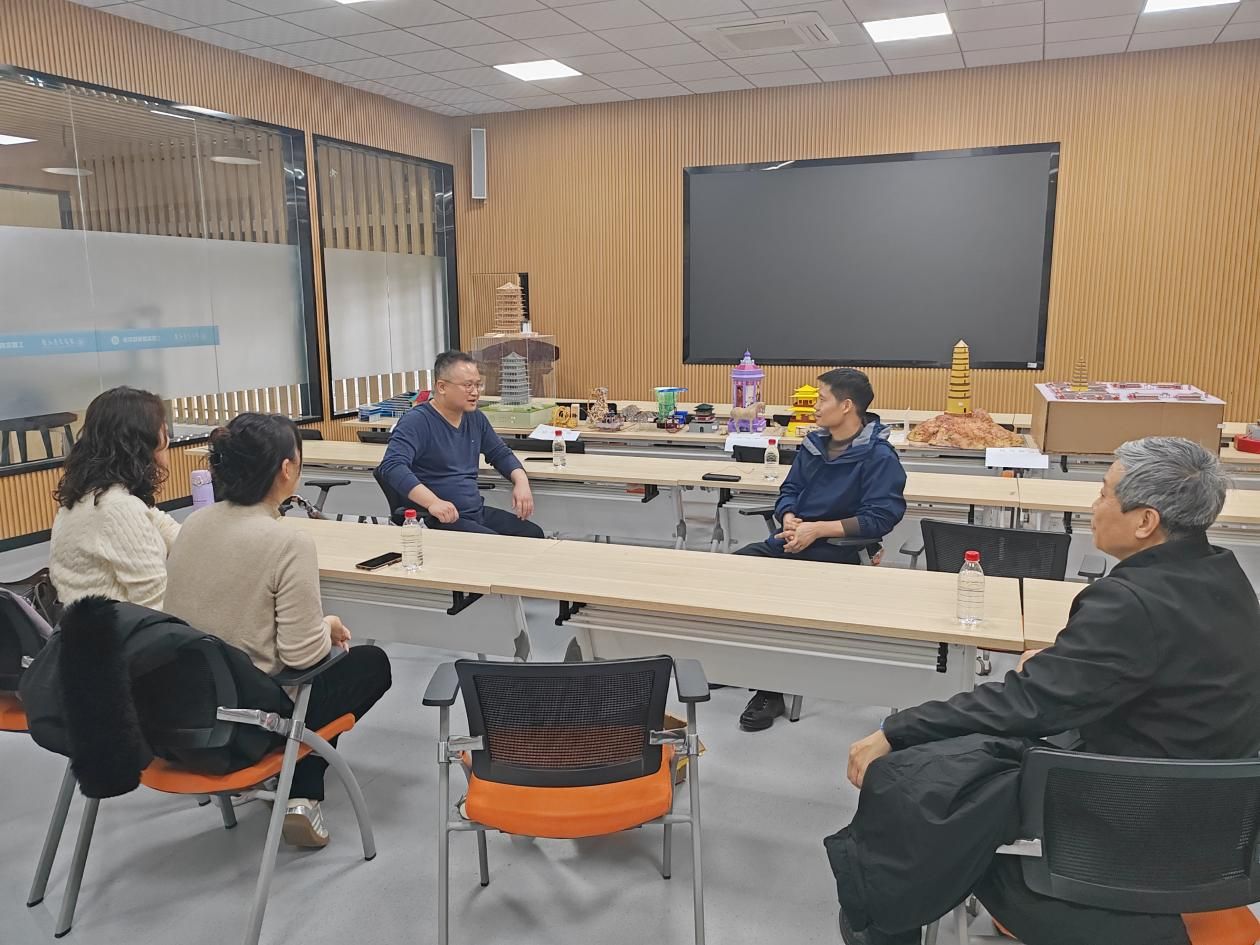 f955ecc8661cba6f5230df4d4a37c80