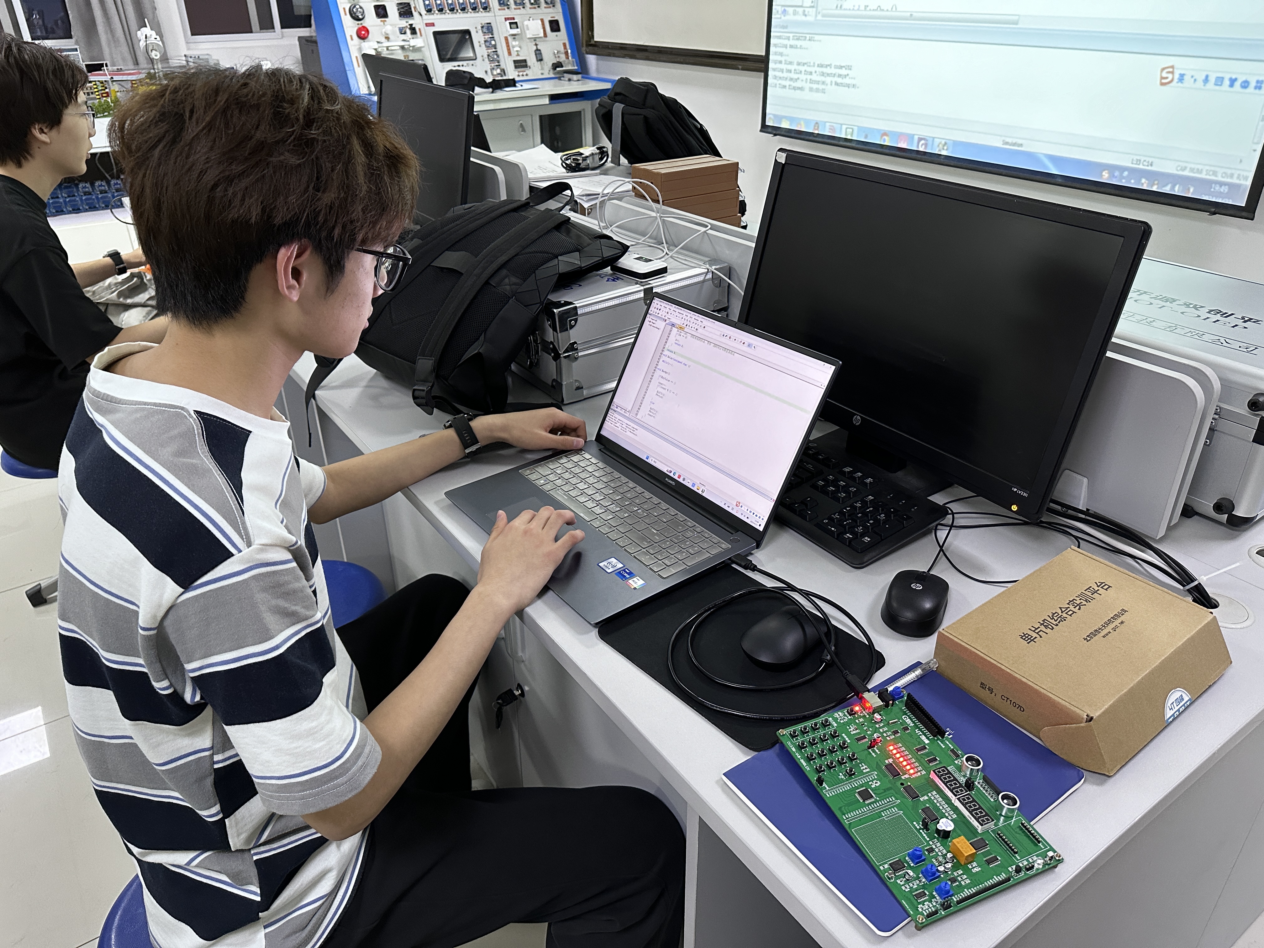 92d9473b4ce2f05751ec83fa54500a6